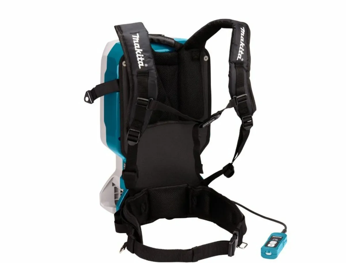 Makita DVC660Z 36v LXT Backpack Vacuum Cleaner - Image 2