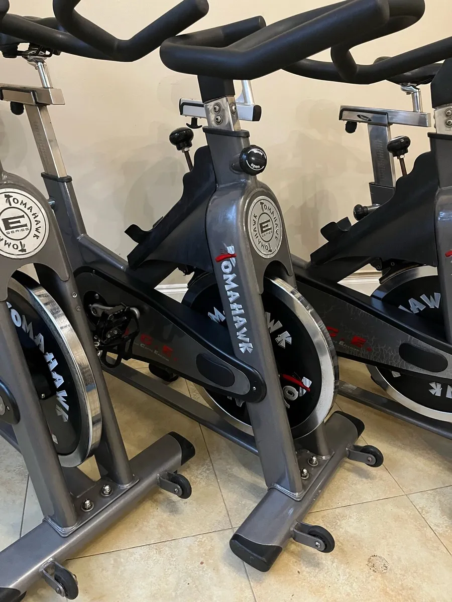 Tomahawk spin bikes - Image 4