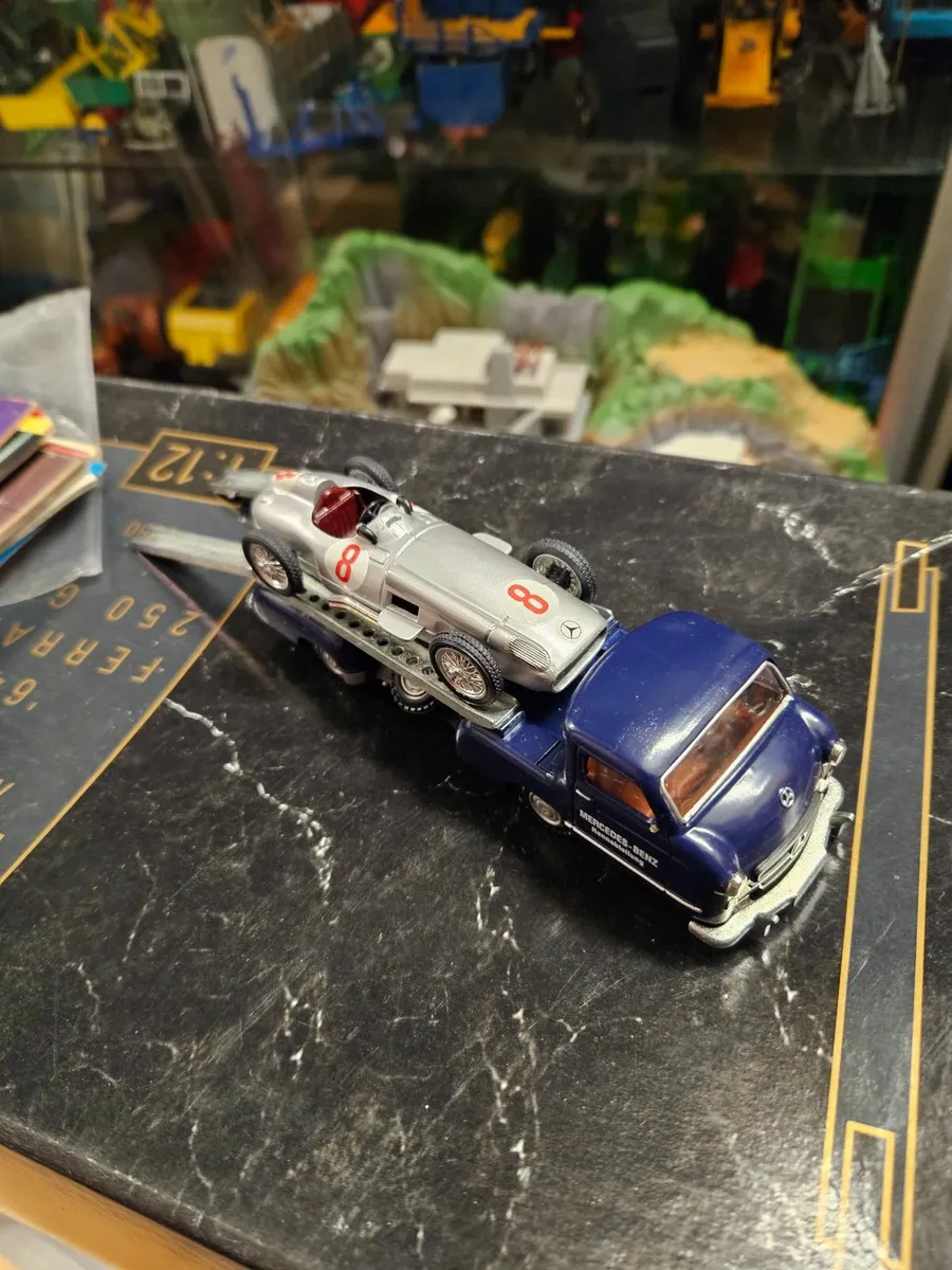 Corgi Conrad Mercedes Racing Car Transporter - Image 1