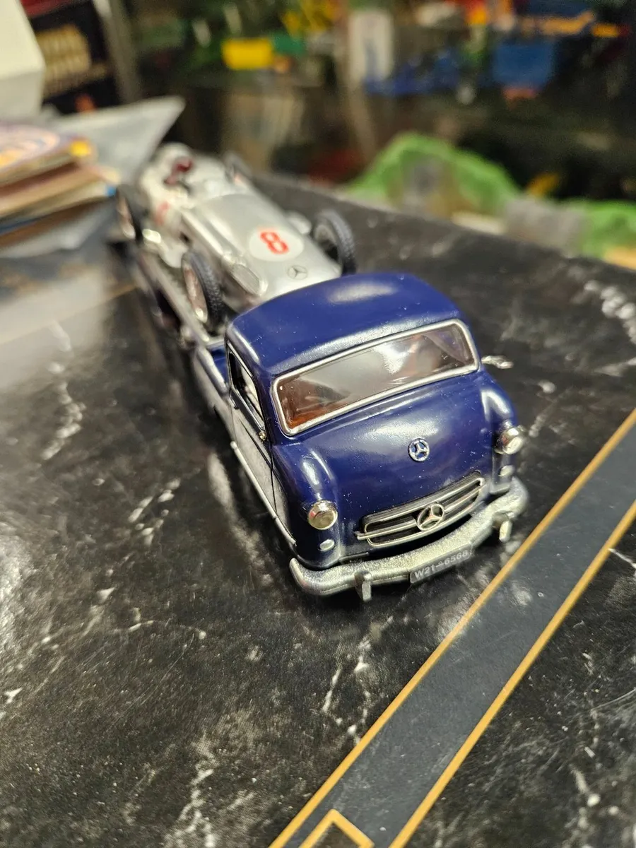Corgi Conrad Mercedes Racing Car Transporter - Image 2