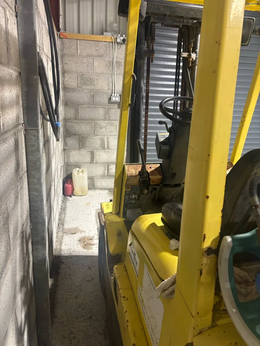 Forklift - Image 3