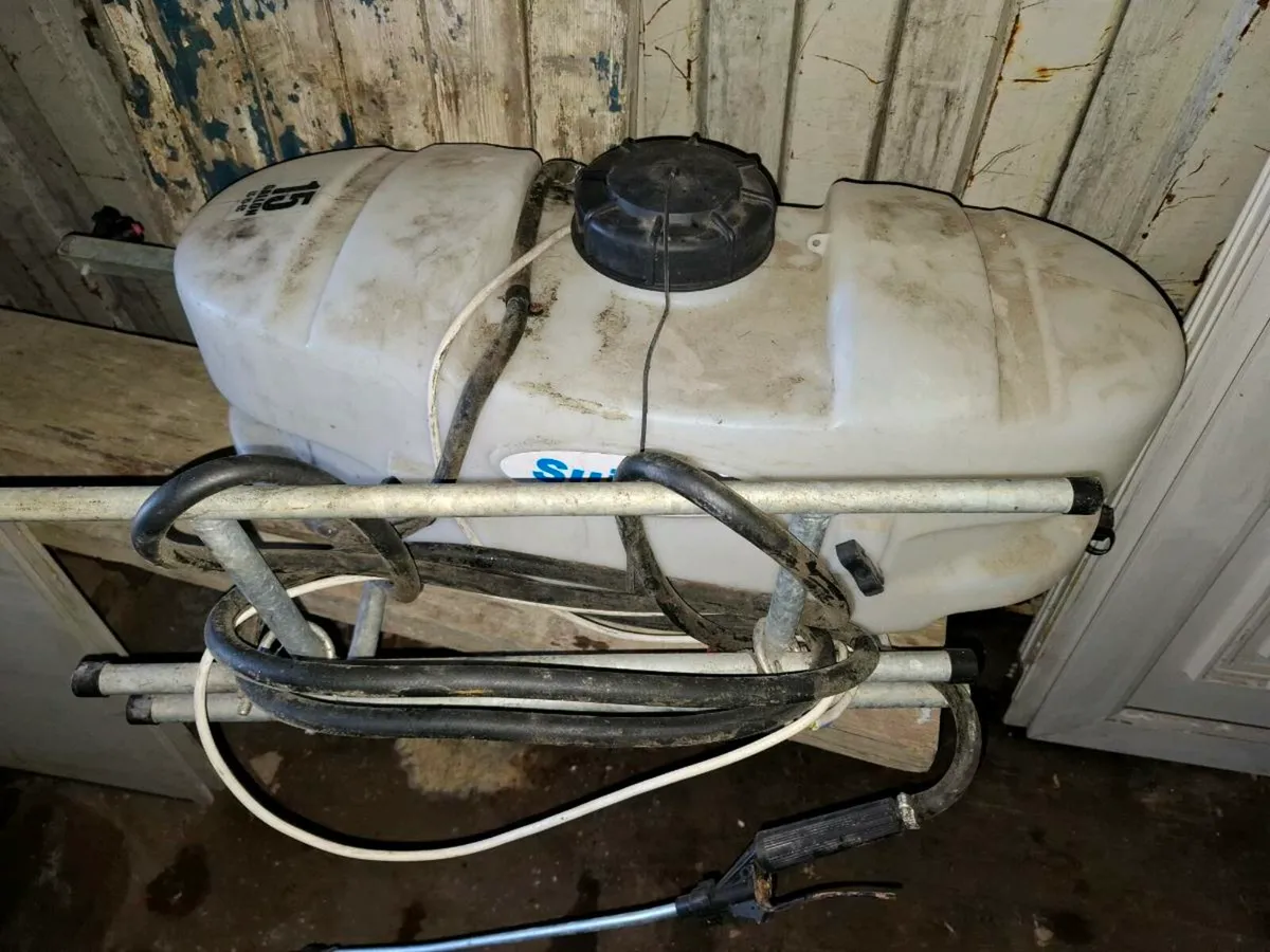 Quad sprayer c/w tank - Image 3