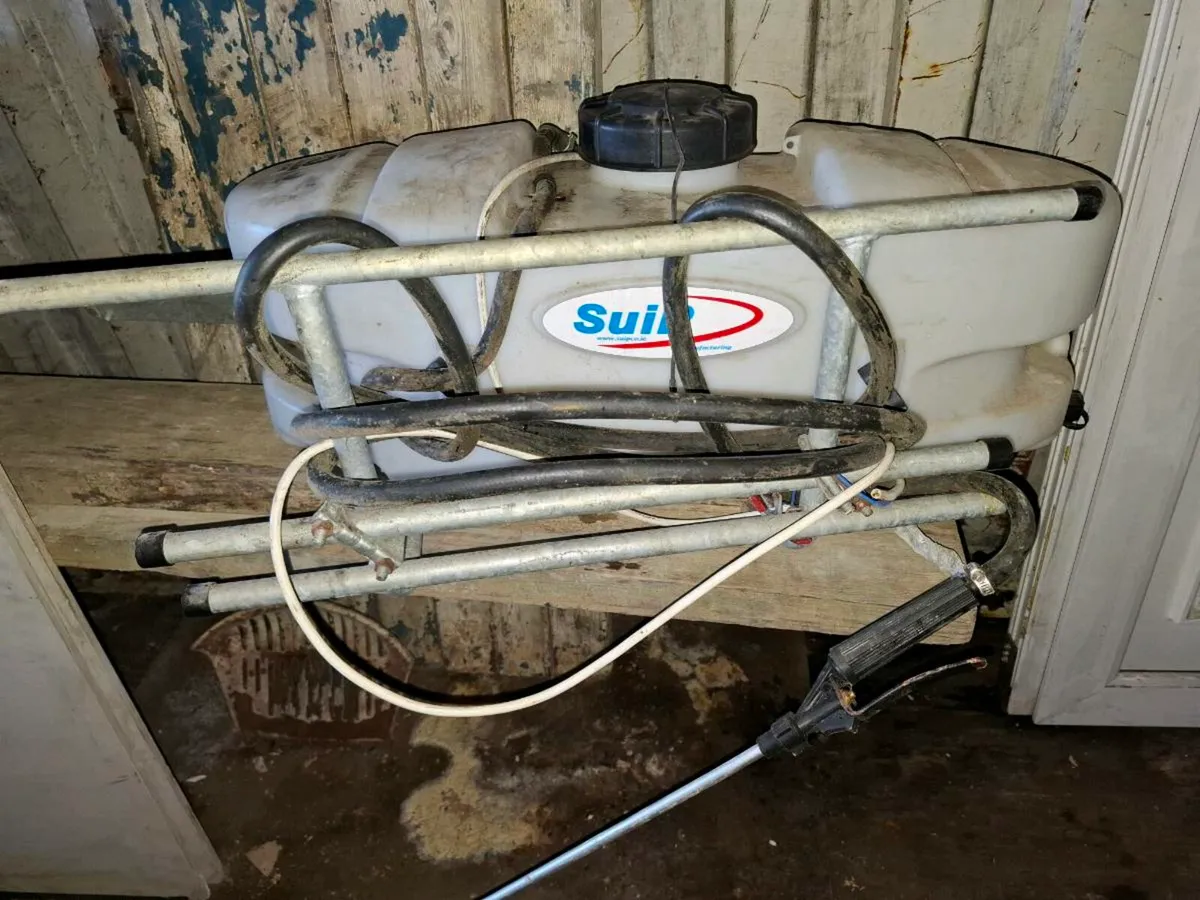 Quad sprayer c/w tank - Image 4