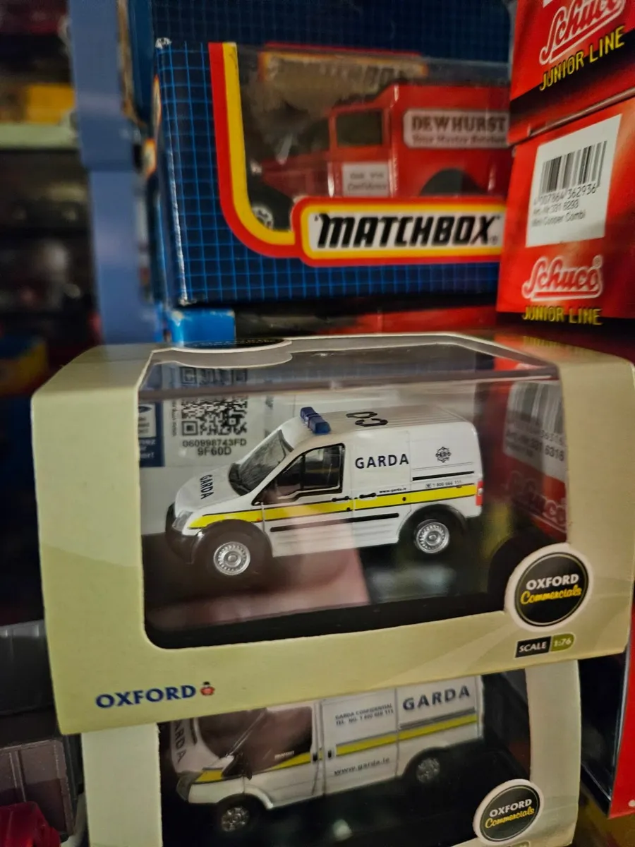 Corgi Oxford Garda Van