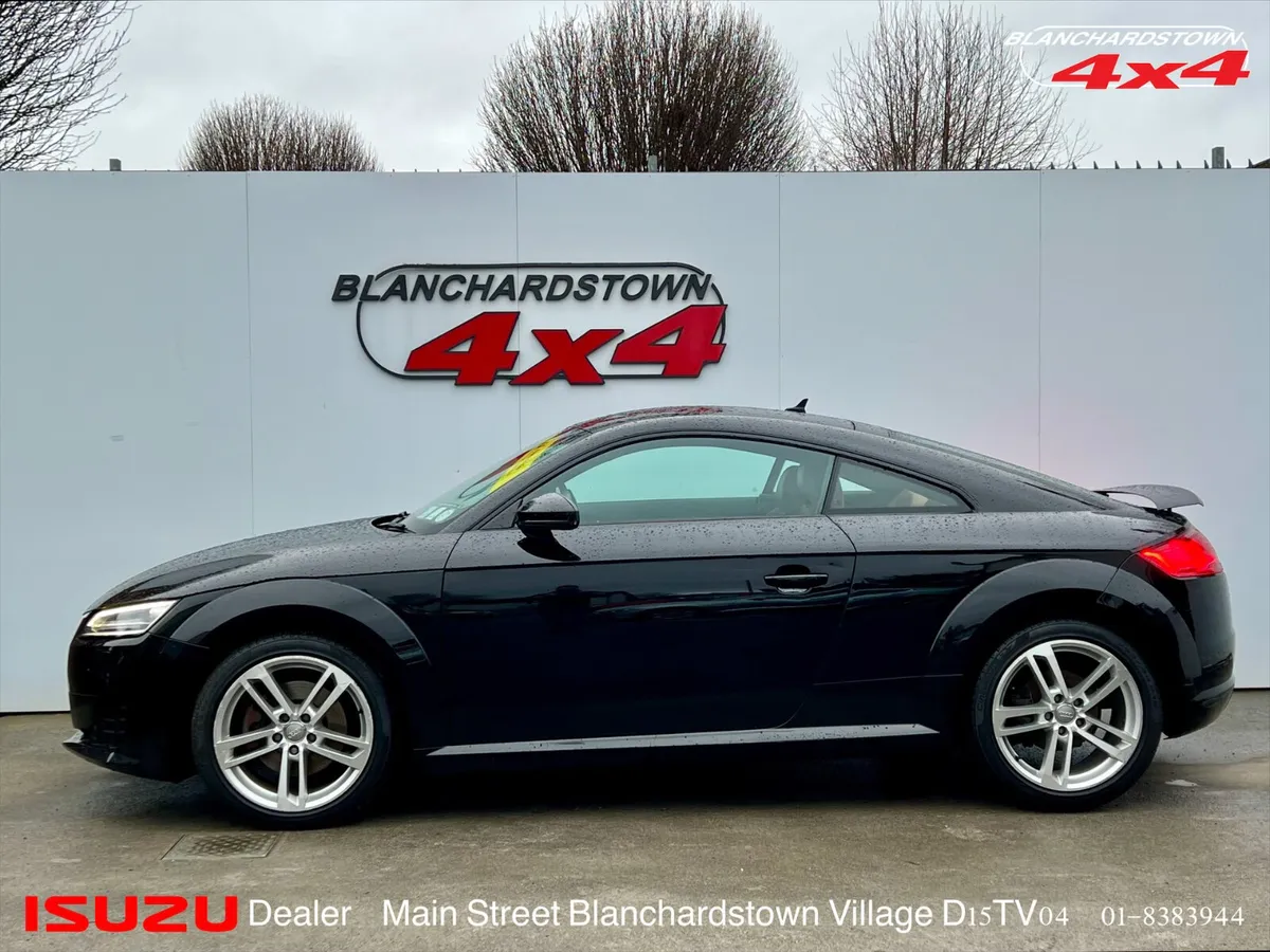 AUDI TT 2.0 TDI ARMANI BLACK ULTRA 190hp - Image 3