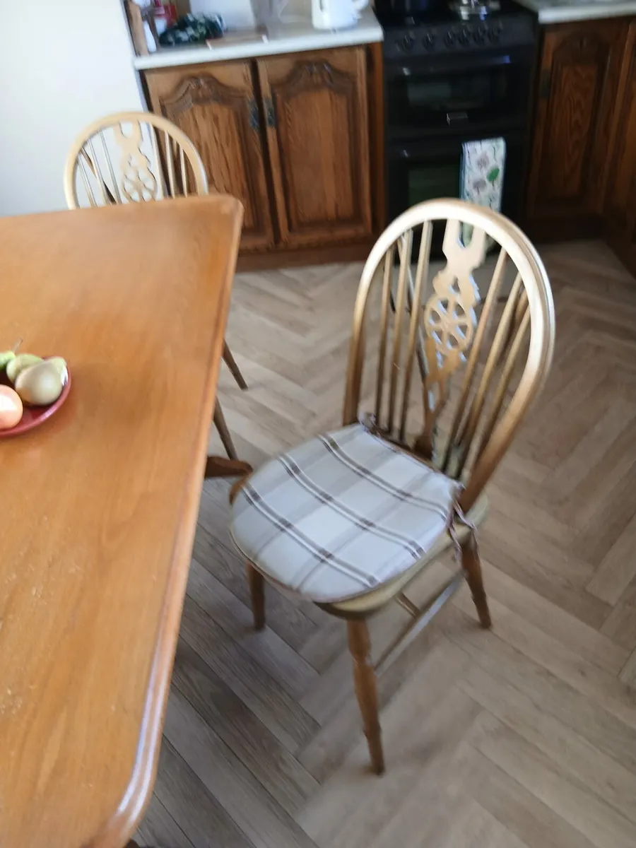Kitchen Table & Chairs - Image 3