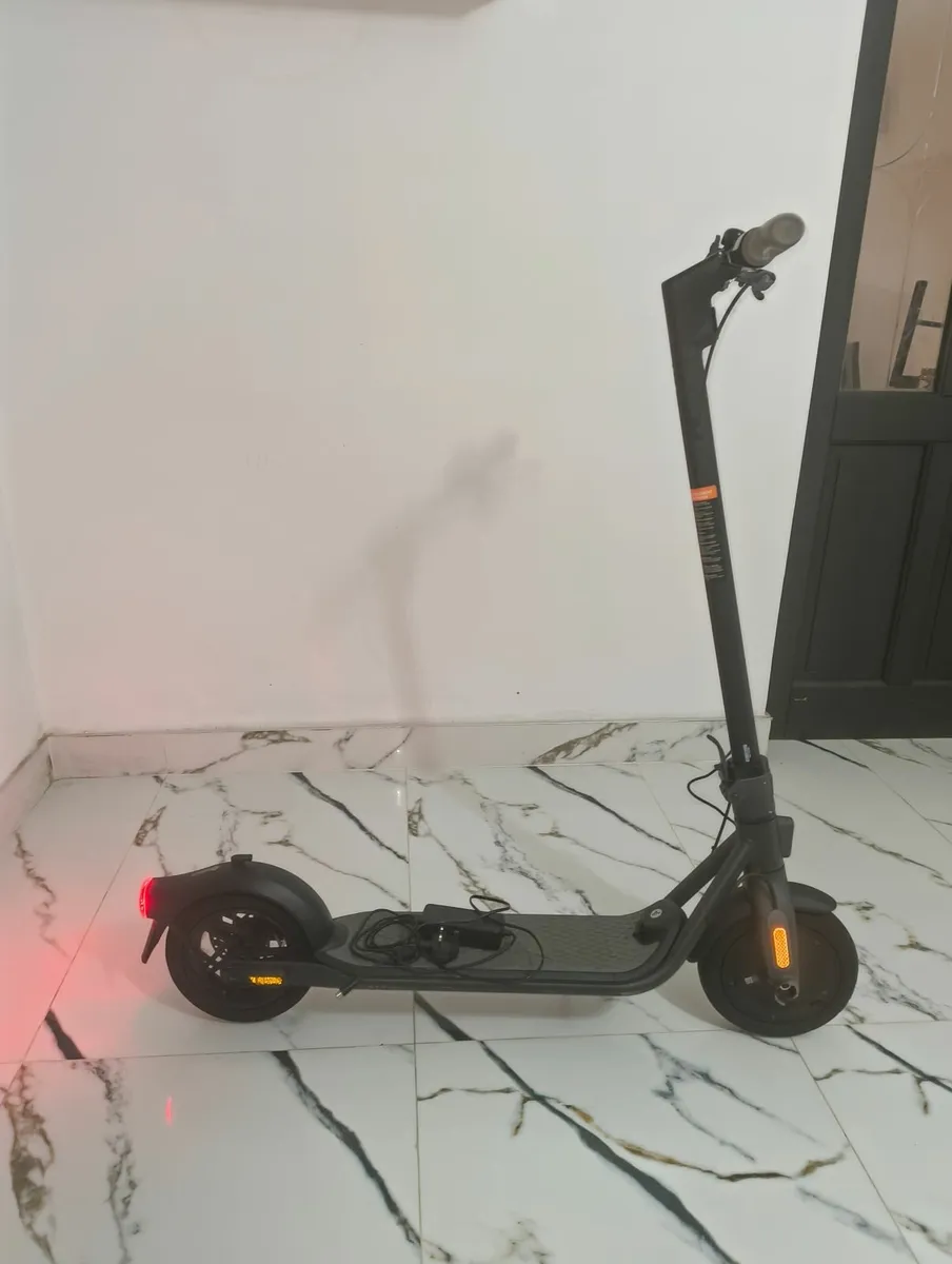 Electric scooter - Image 4