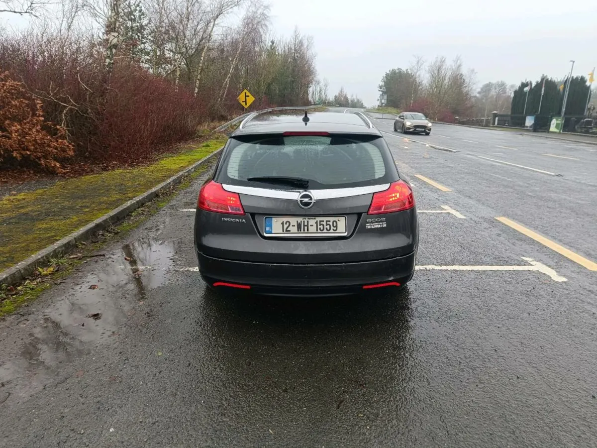 2012 Insignia se Long NCT - Image 3