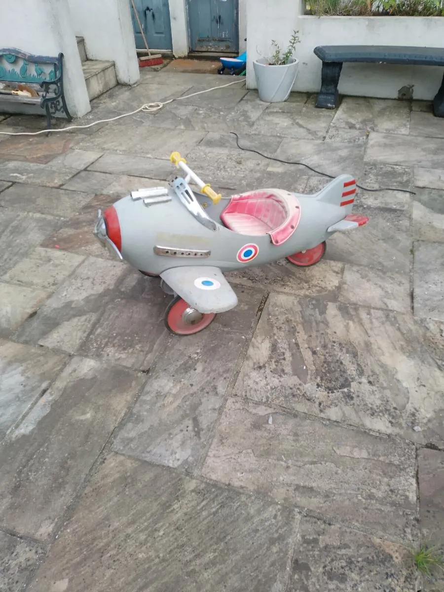 Peddle aeroplane - Image 2