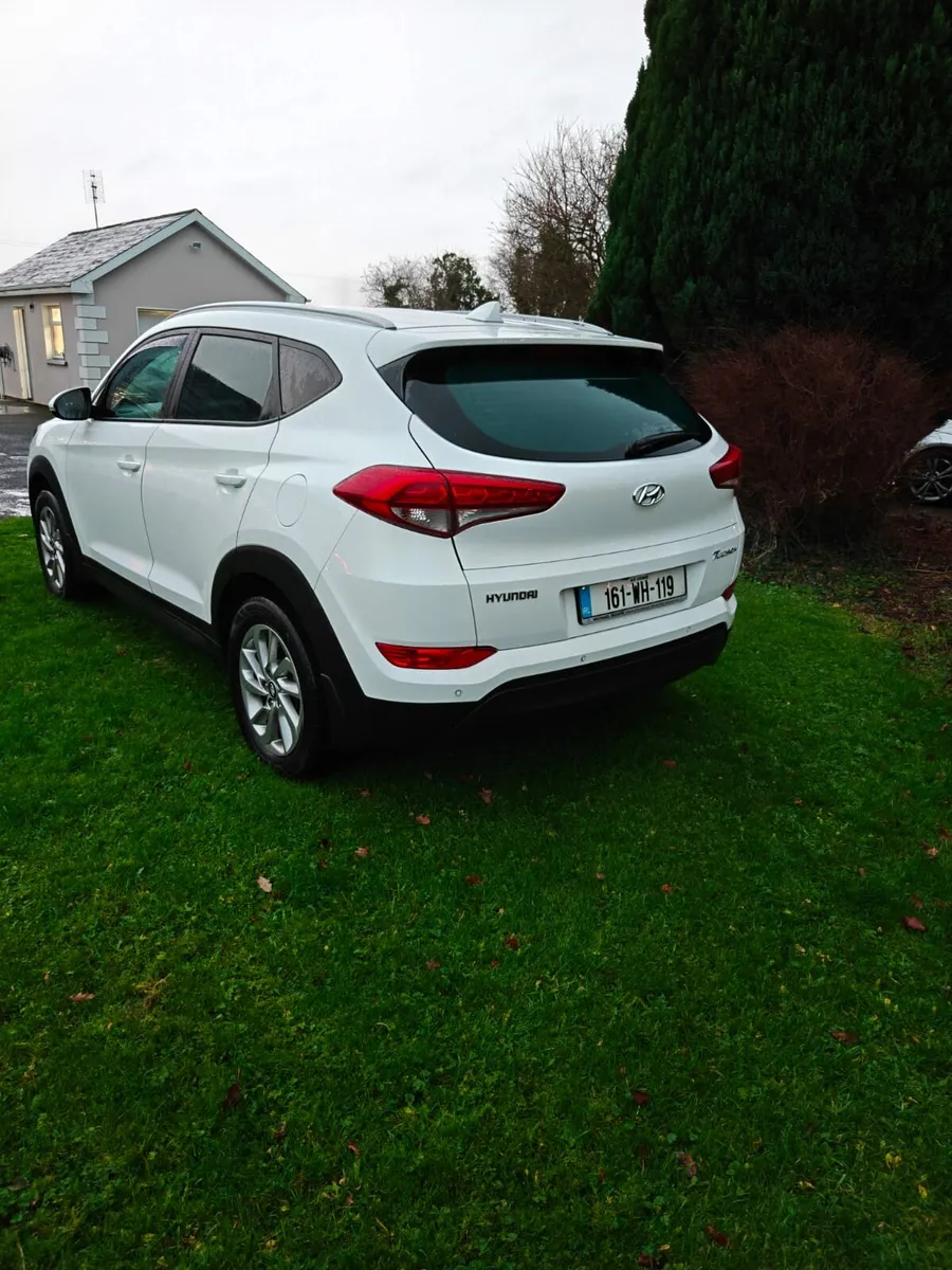 Hyundai Tuscon - Image 3