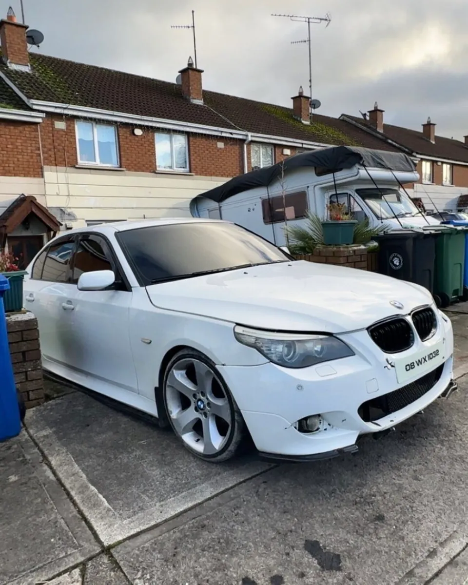 BMW 520 msport - Image 2