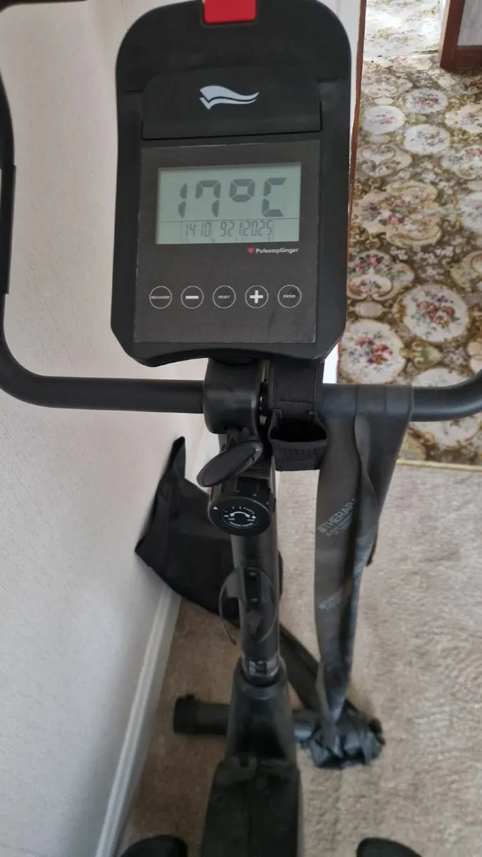 Exercise bike - Image 2