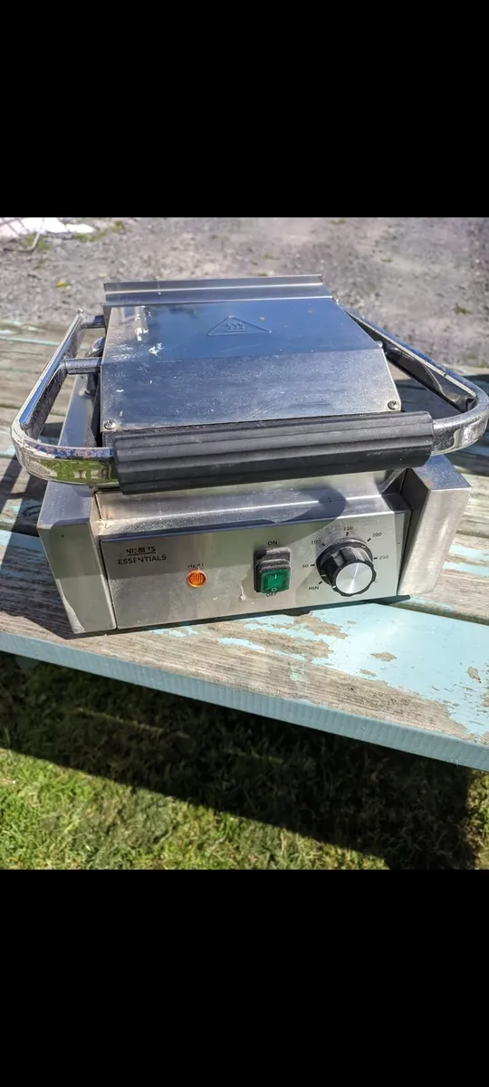 Panini grill machine - Image 4