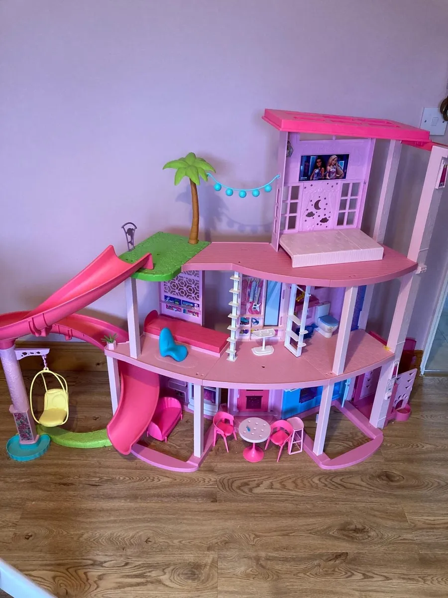Barbie dream house