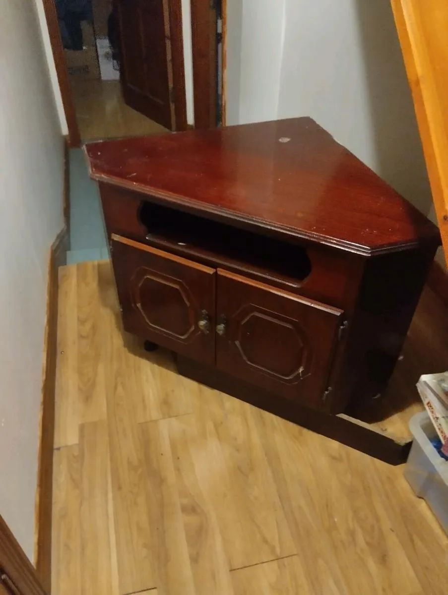 Corner cabinet mahogany - Image 1