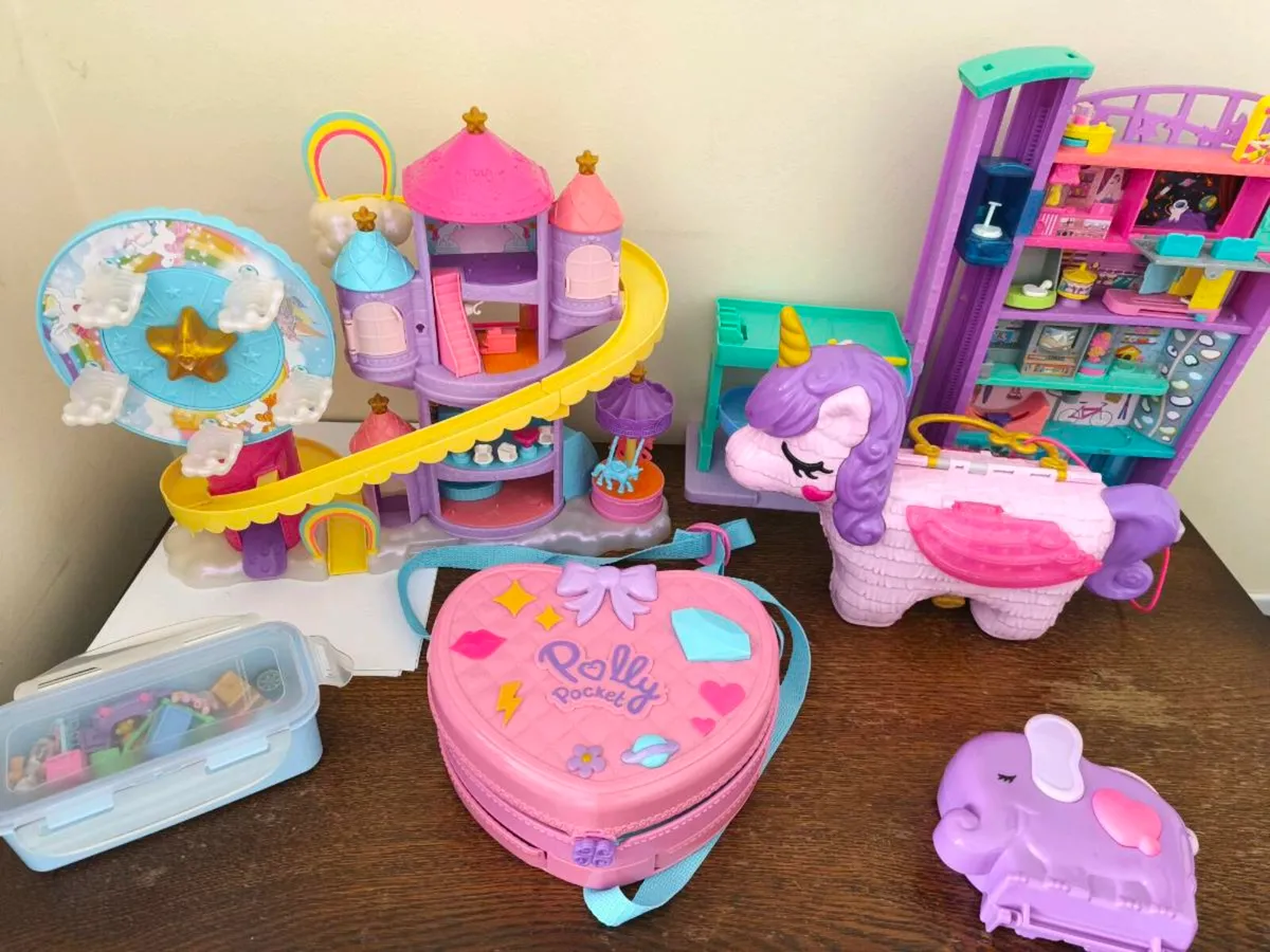 Polly Pocket bundle - Image 1