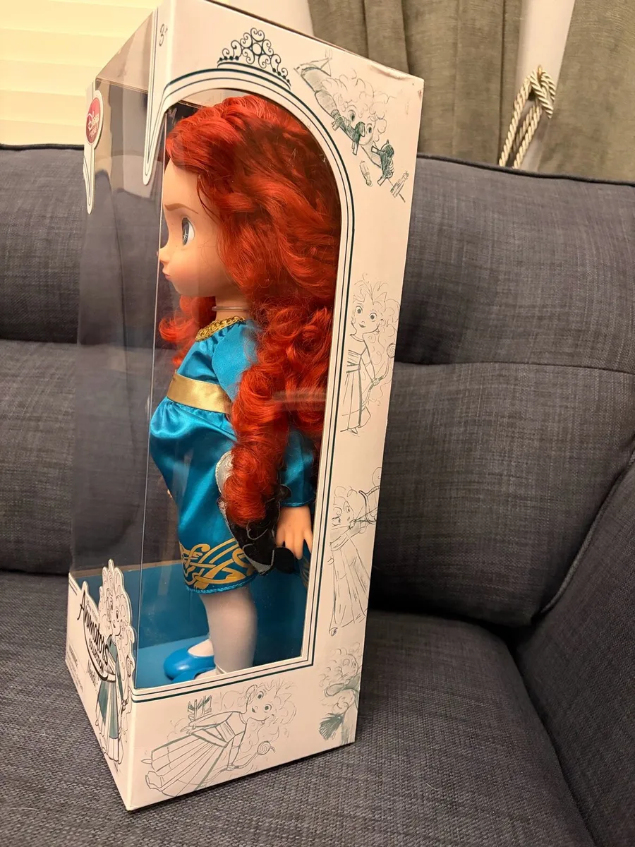 Disney Animators' Collection Merida 16" - Image 3