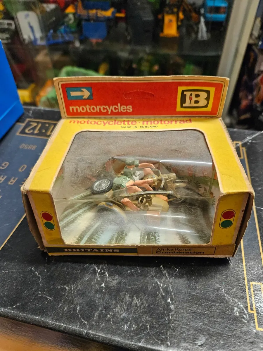 Vintage Britain's German WW2 Africa Korp Motorbike - Image 4