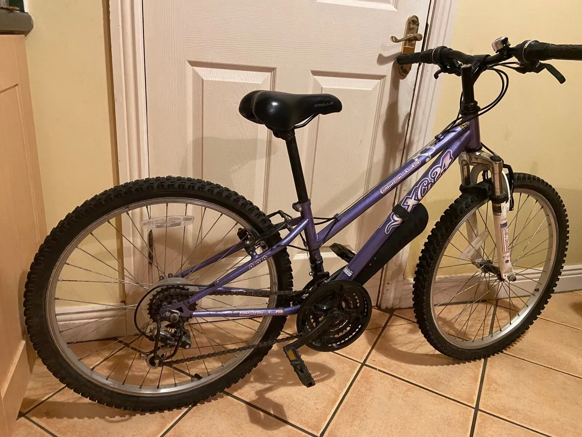 Girls 24 inch Apollo bicycle - Image 2