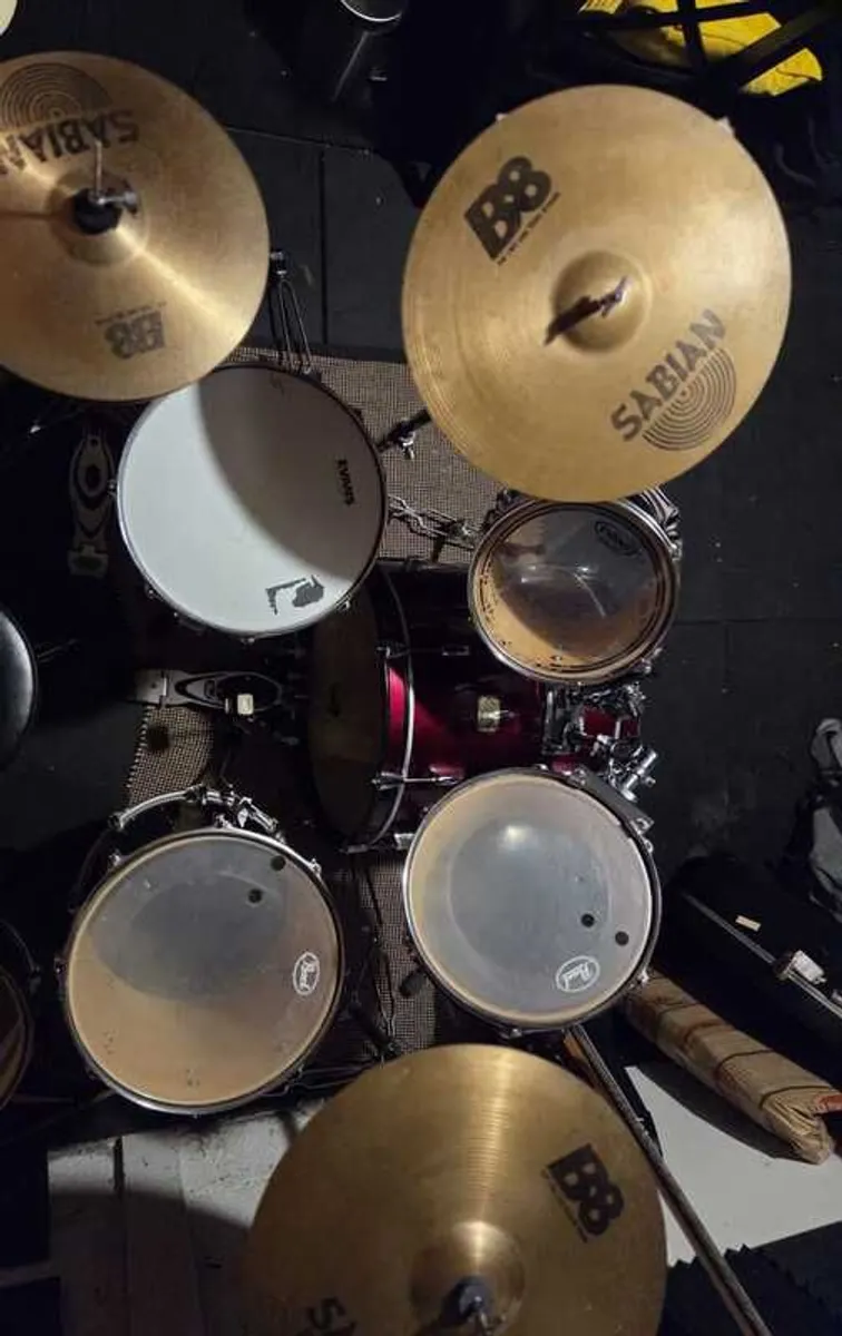 Pearl Target Rock Drum Kit (Wine Red) - Image 2