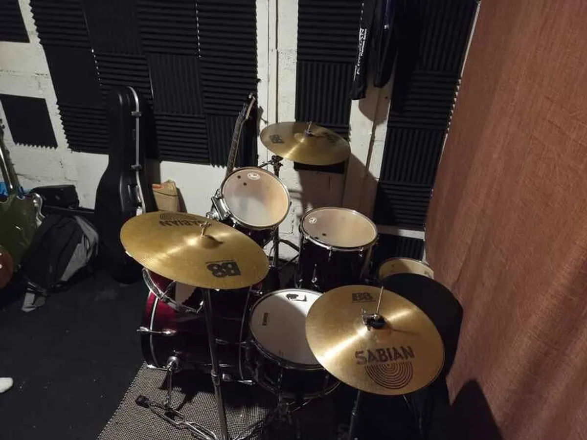 Pearl Target Rock Drum Kit (Wine Red) - Image 4