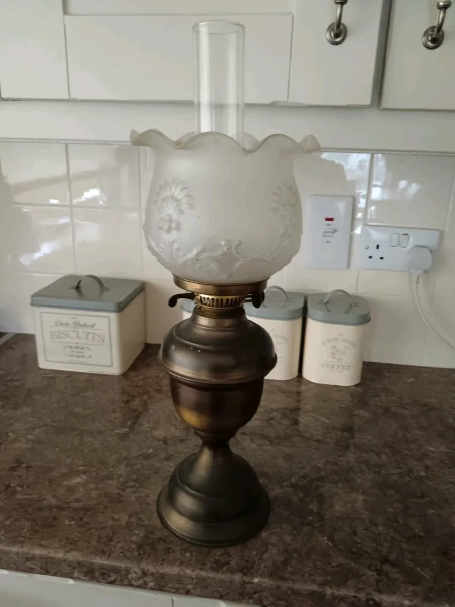 Vintage oil lamps - Image 4