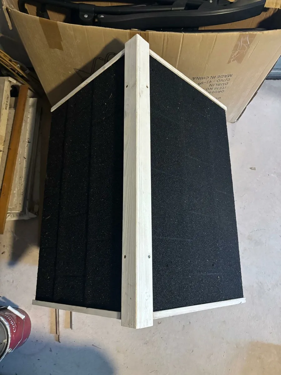 Dog Shed - Image 2
