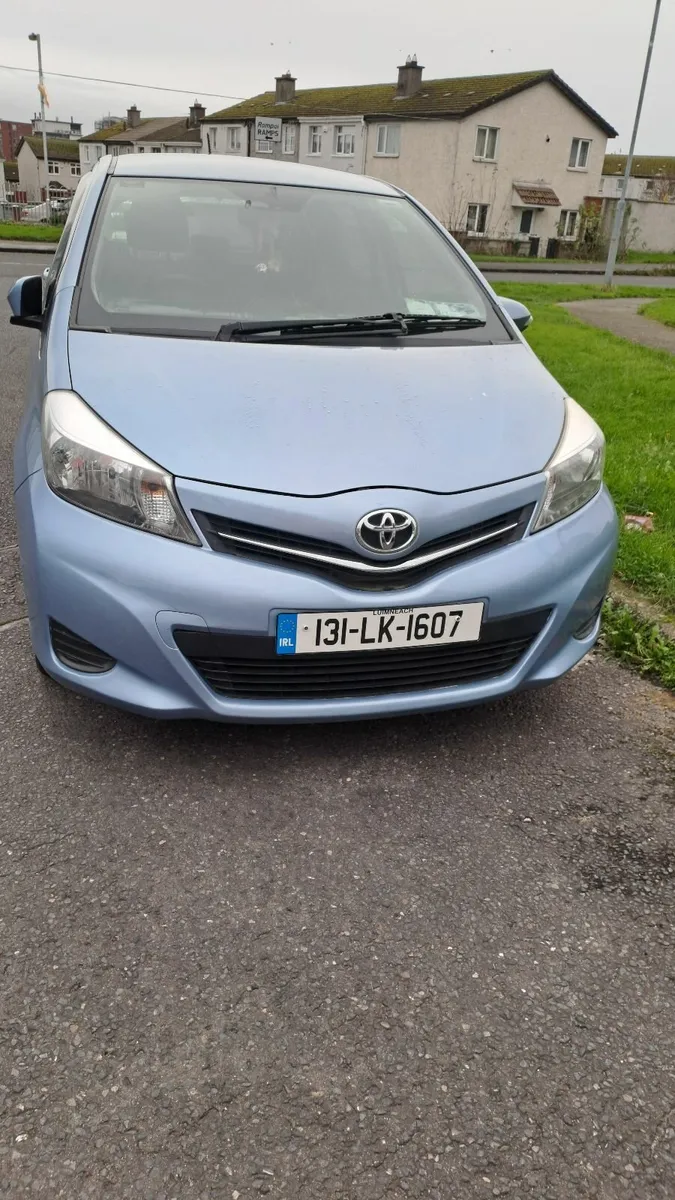Toyota Yaris 2013 - Image 1