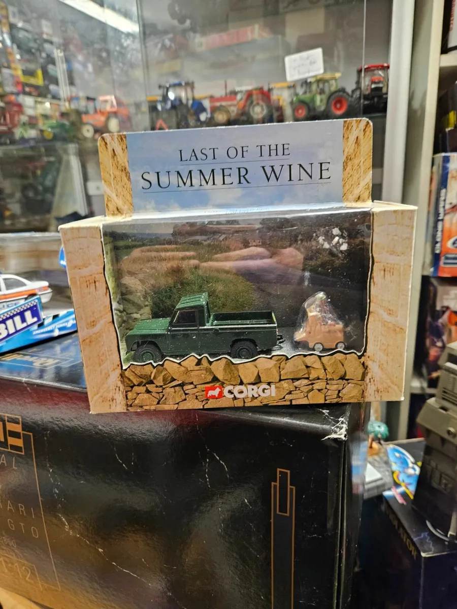 Corgi Last of the Summer Wine Landrover - Image 1