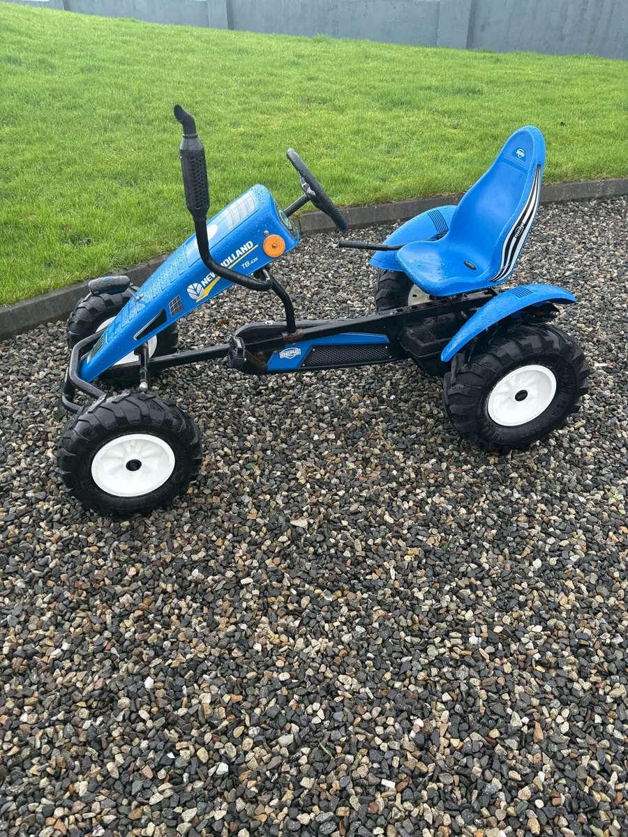 Berg new Holland Go Kart with extra seat - Image 3