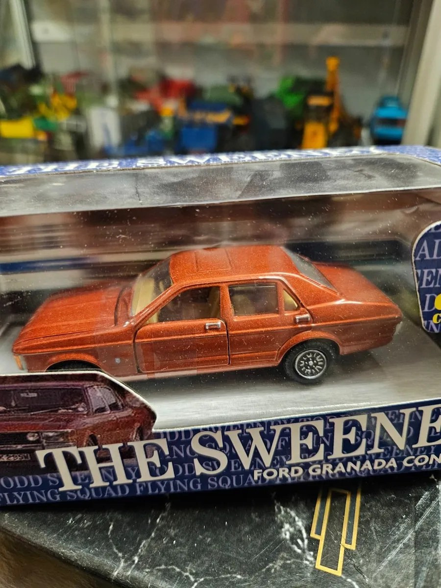 Corgi Ford The Sweeney - Image 2
