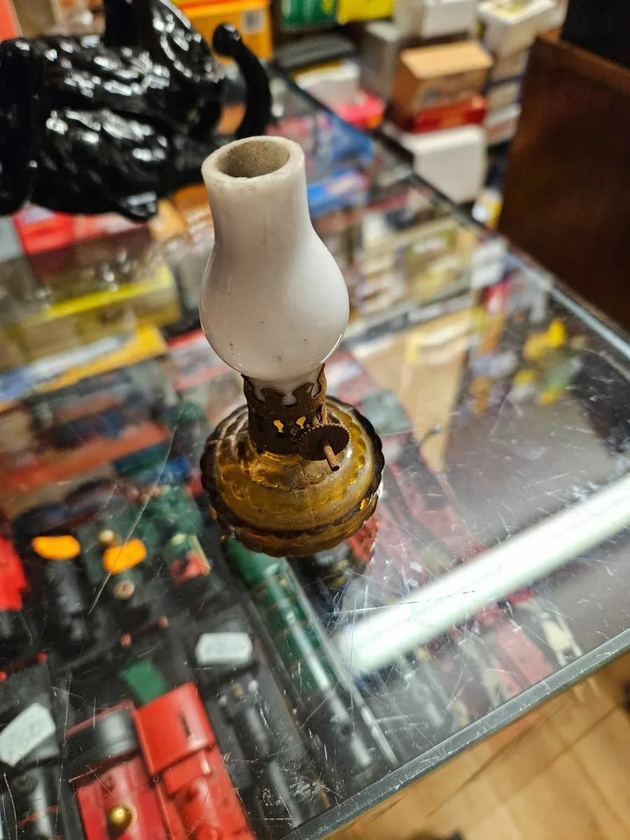 Vintage Miniature Oil Lamp - Image 3