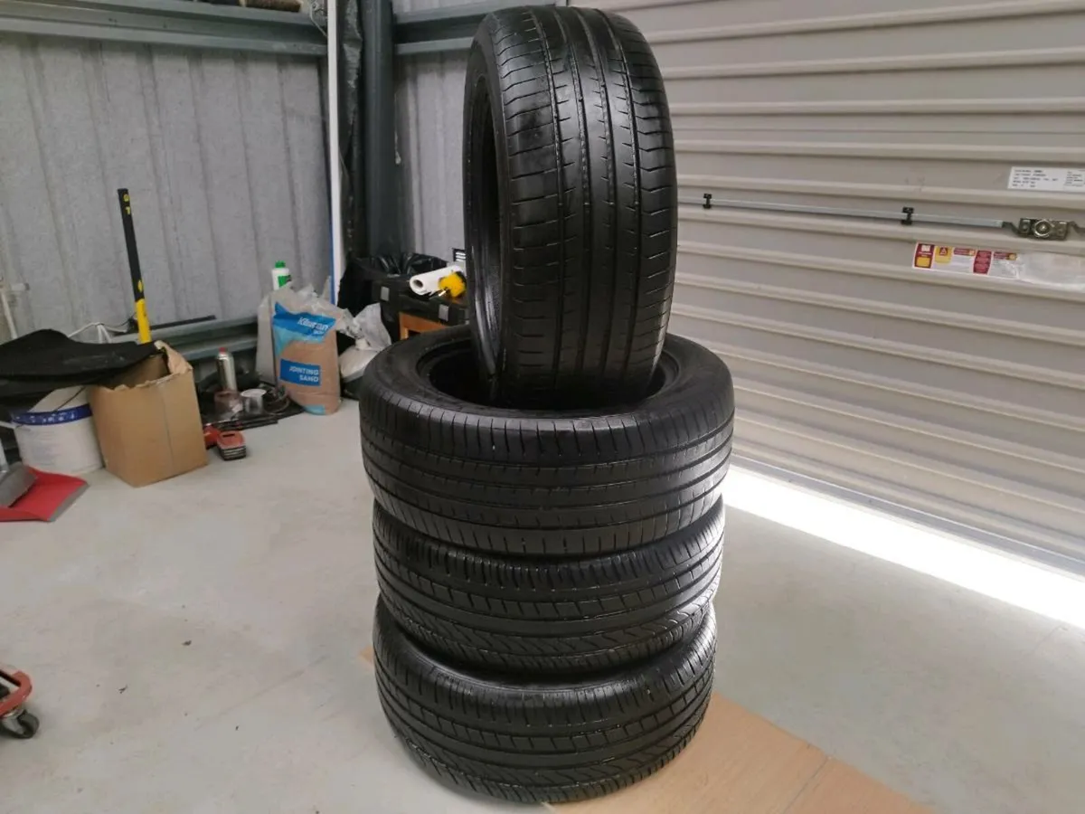 4 TIRES 235/55 R17 - Image 1
