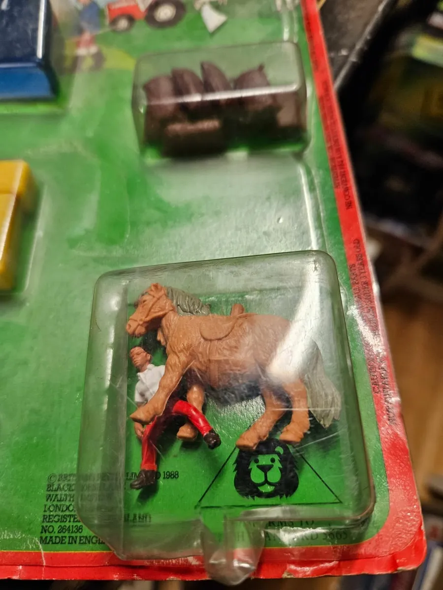 Britain's Farm Accessories Pack - Image 3