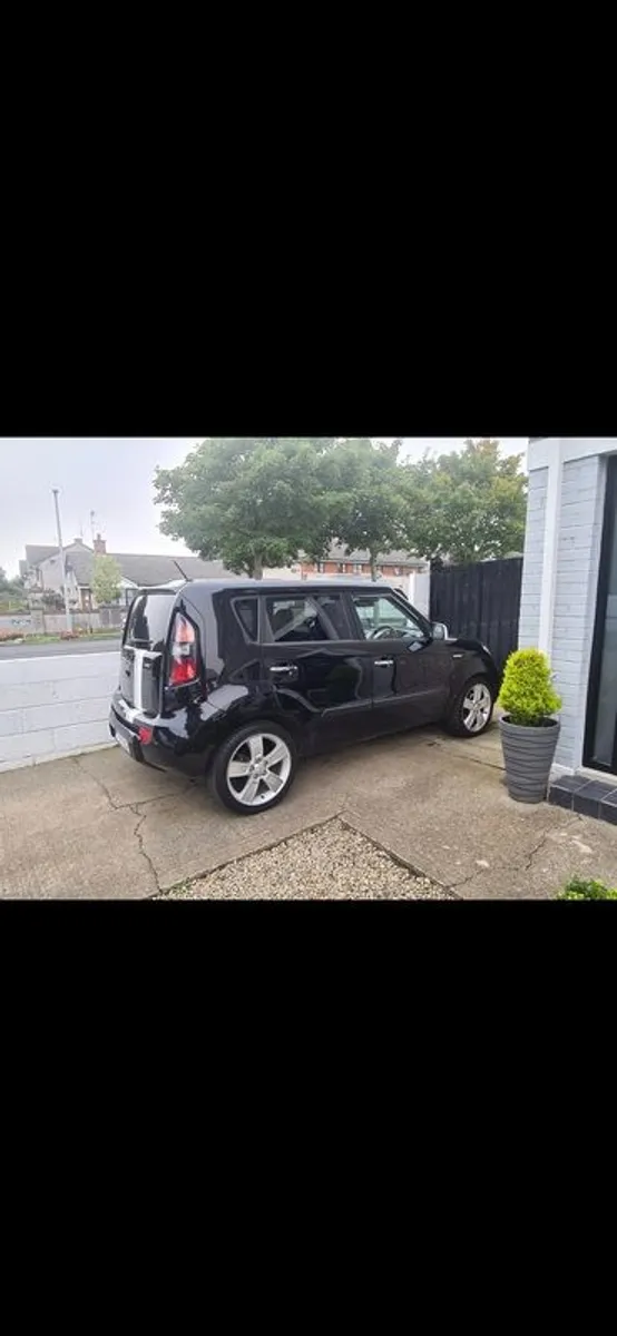 2011 Kia Soul - Image 2