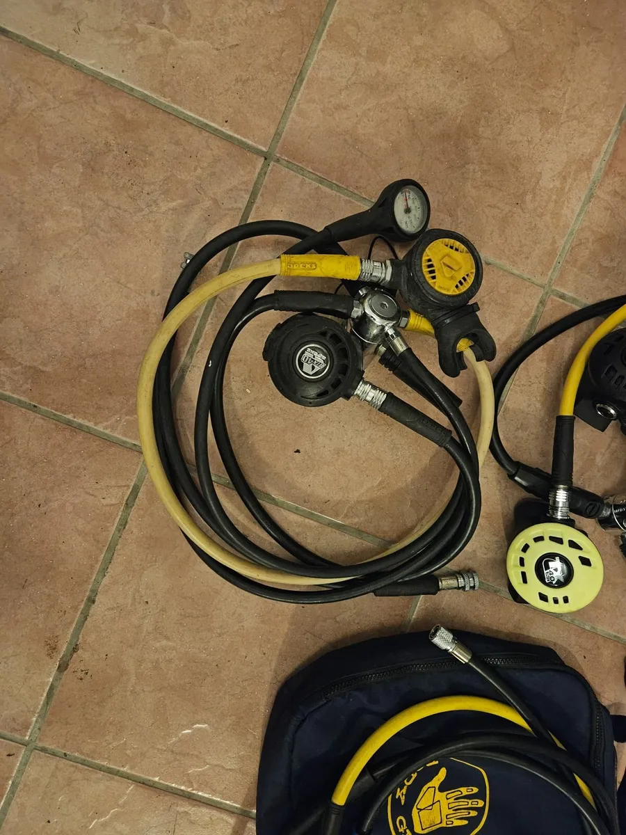 Apeks regulators - Image 4