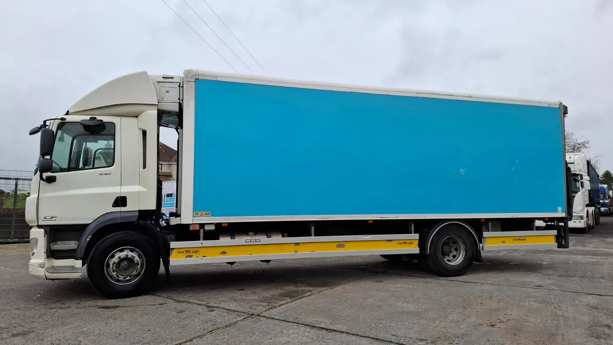 2016 Daf CF 250 FA ,  18 Ton Fridge Truck - Image 4