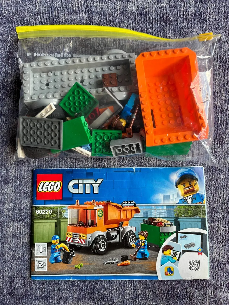 LEGO 60220, LEGO City Garbage Truck - Image 1