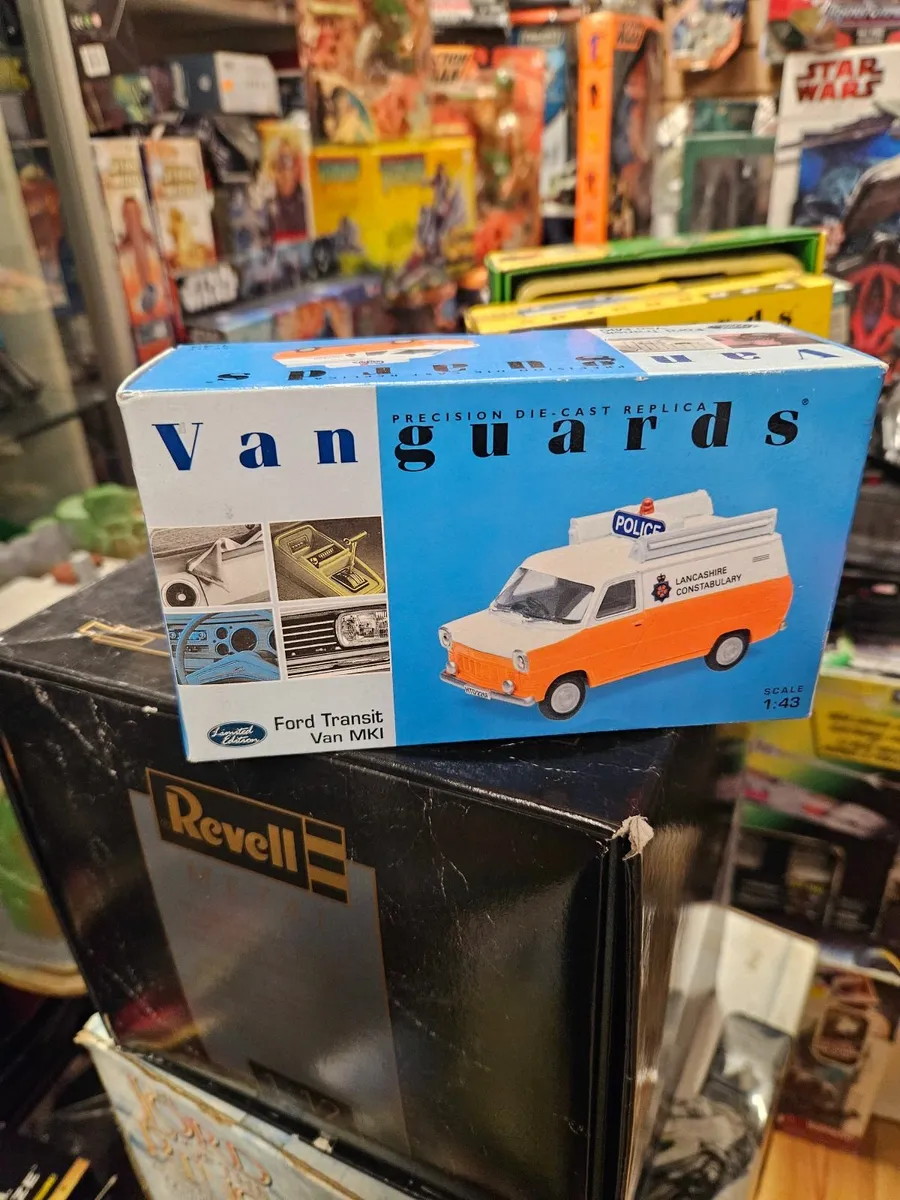 Corgi Vanguards Ford Transit Van