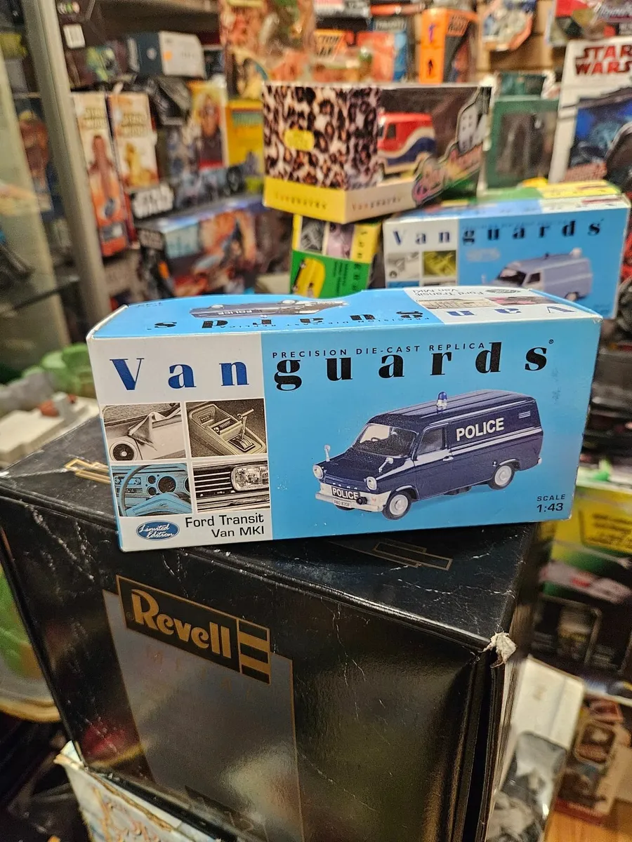 Corgi Vanguards Ford Transit Van