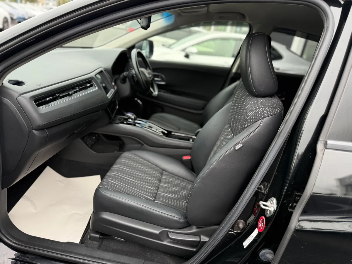 2016 Honda Vezel 1.5 Hybrid Auto, Full specs - Image 3