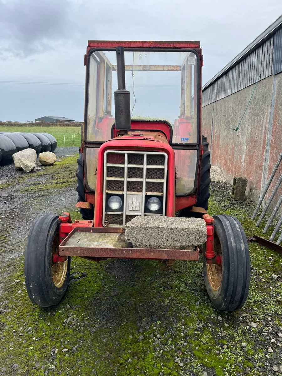 Vintage tractor - Image 2