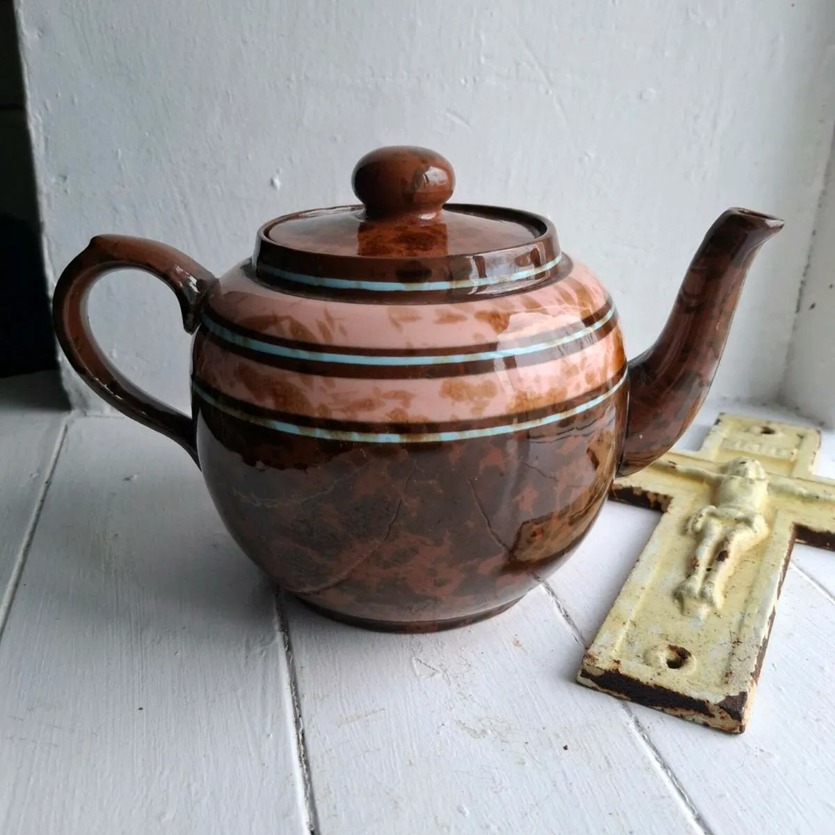 Brown Betty Teapot - Image 1