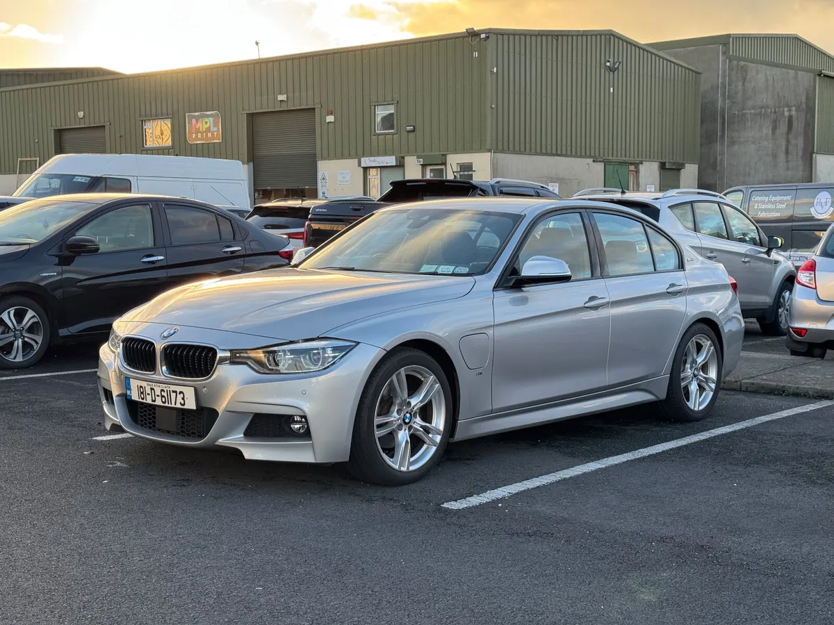 2018 BMW 3-Series | 37612 KM - Image 1
