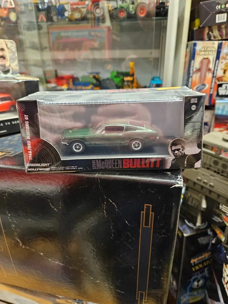 Corgi Greenlight Ford Mustang Bullitt Steve McQuee - Image 1