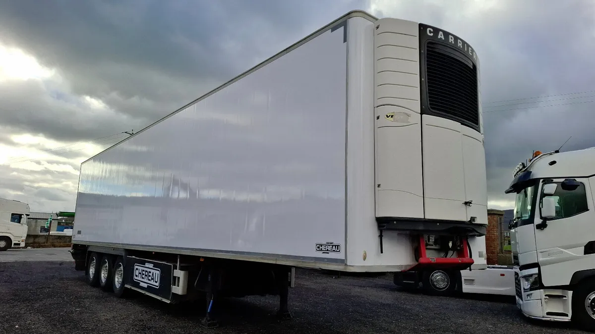 2013 Registered Chearue 3 axle fridge 1850 Carrier - Image 1