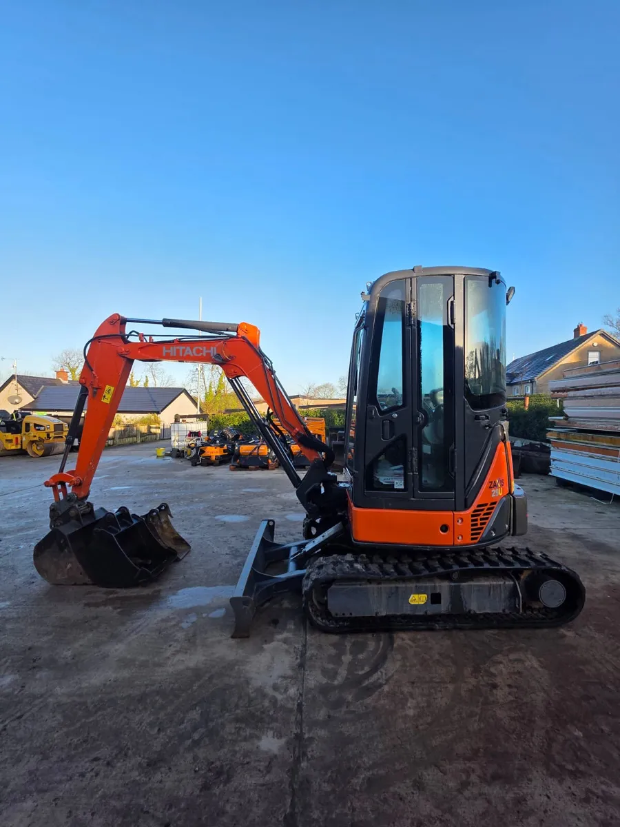2012 HITACHI ZX29U-3 - Image 3