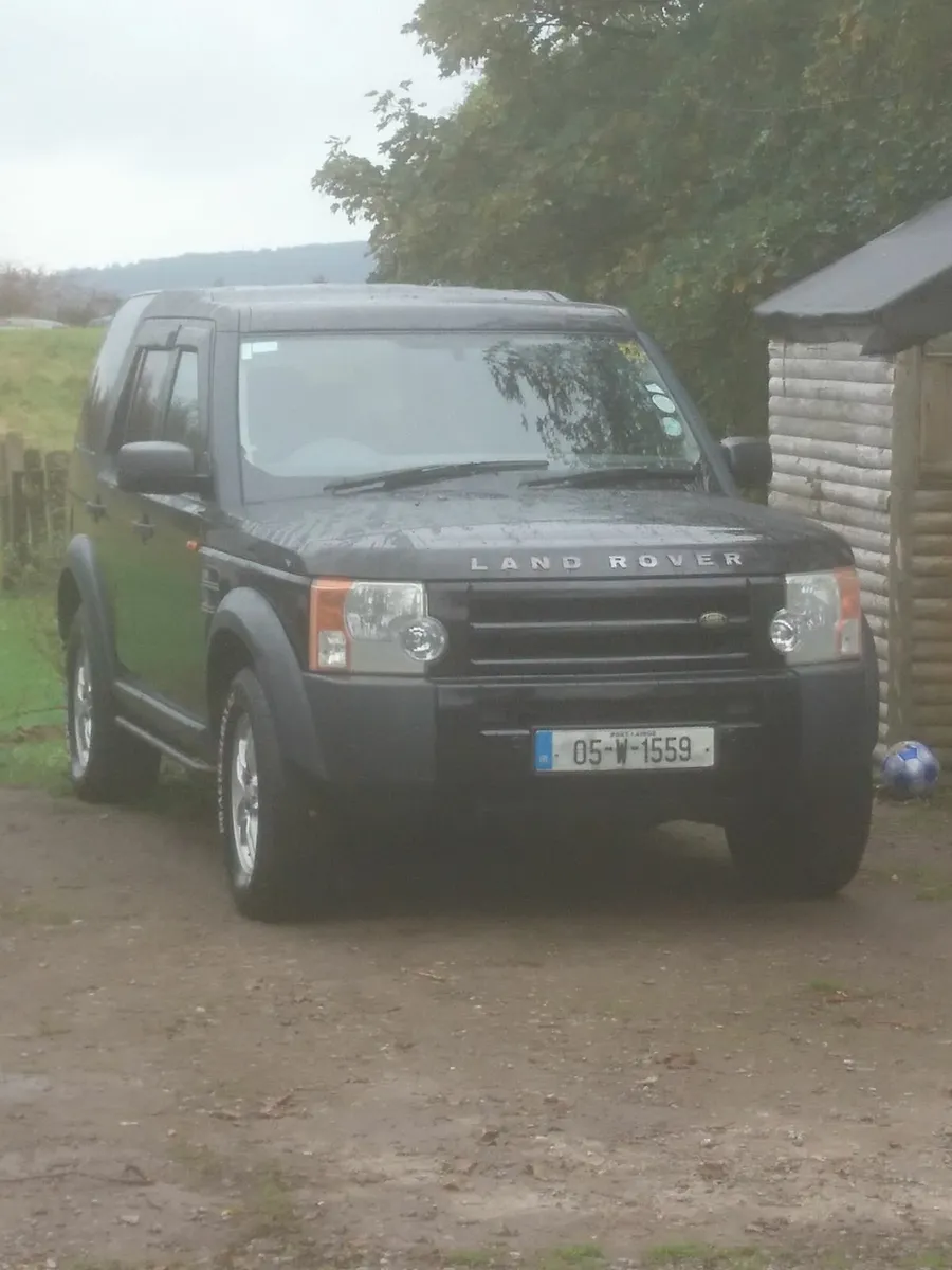 Land Rover Discovery 2005 - Image 1