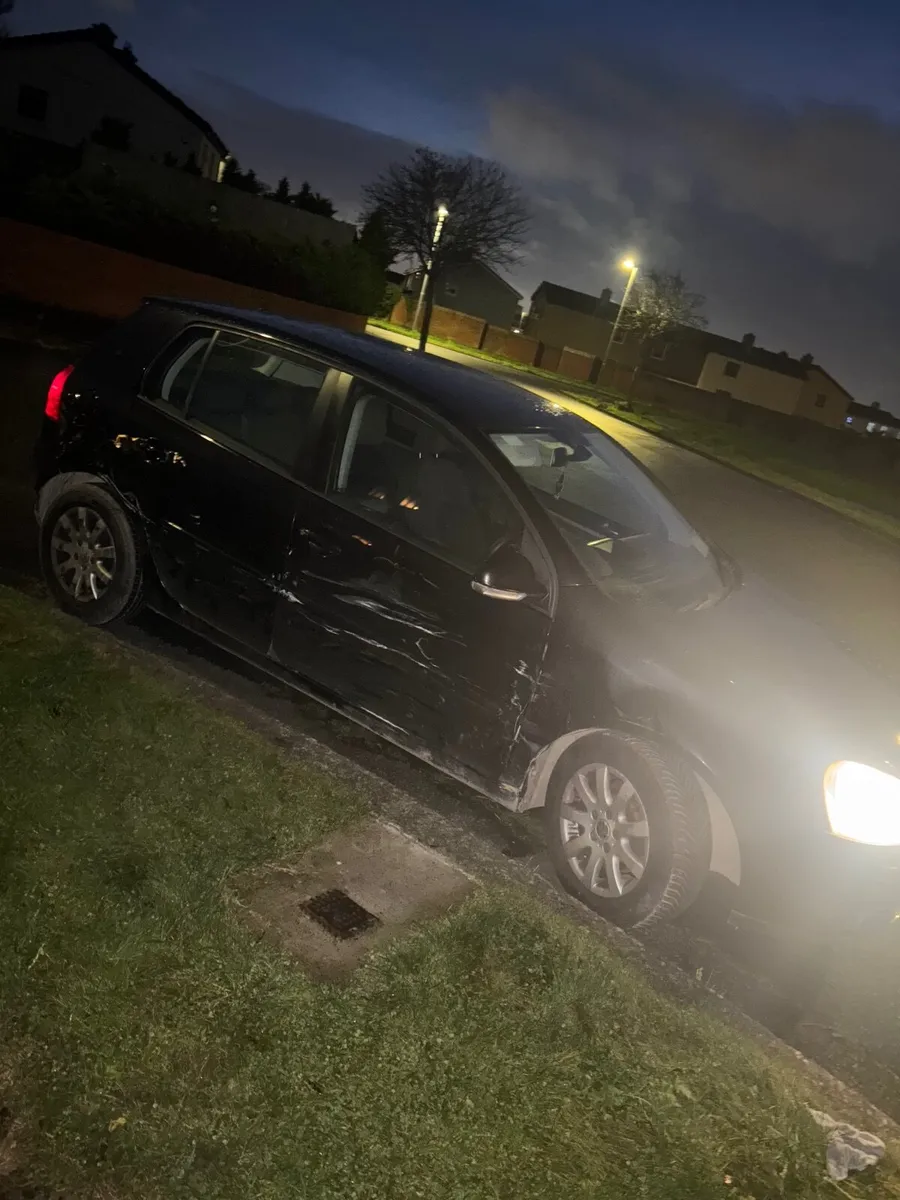 Volkswagen Golf 2008 - Image 1