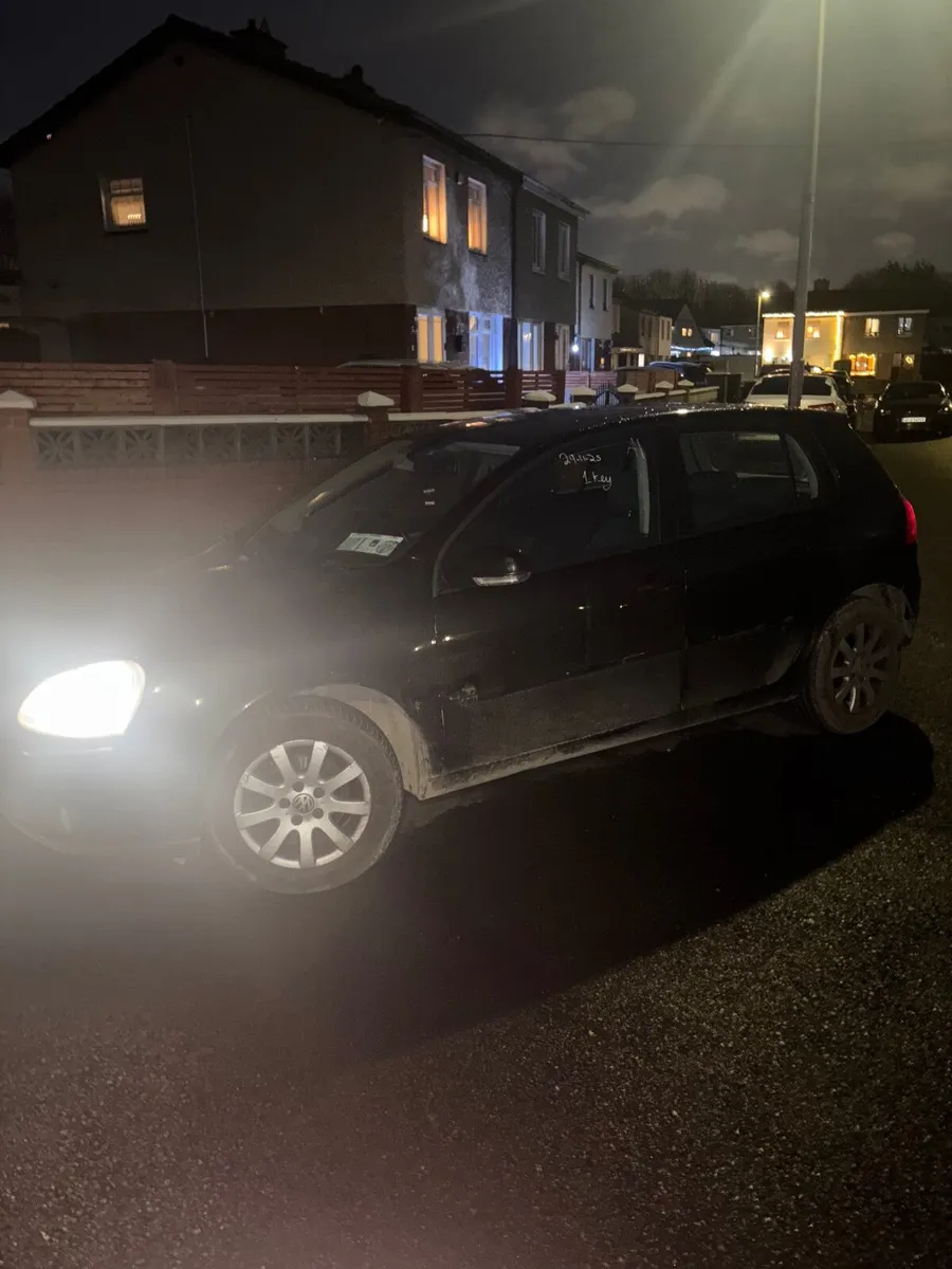 Volkswagen Golf 2008 - Image 2